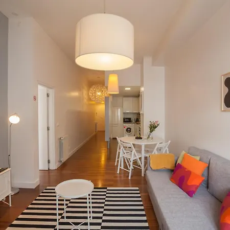 Misha'S Place At Bairro Alto!-3